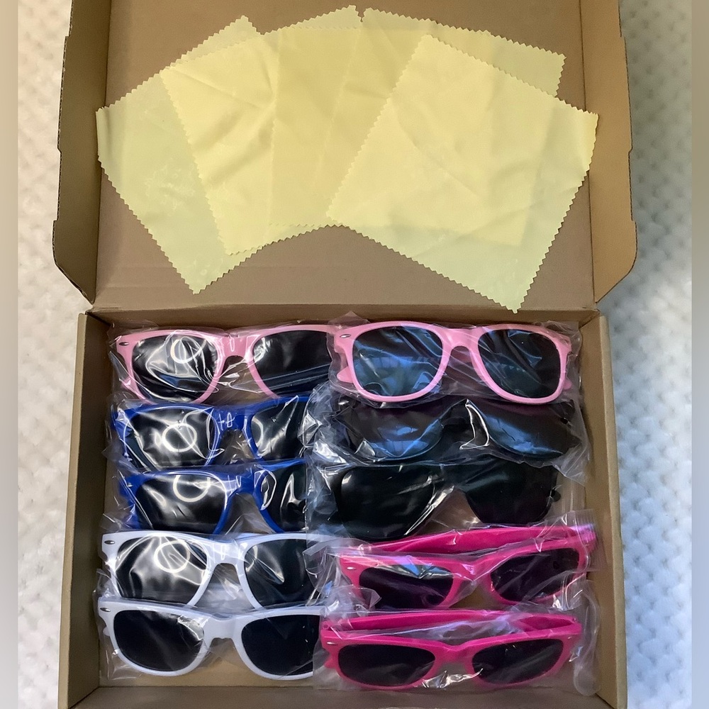 Set of 10 Childrens Sunglasses New in Package NIP